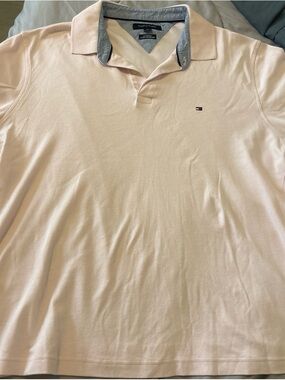 Tommy Hilfiger Men’s Pale Pink Polo with Contrast Collar